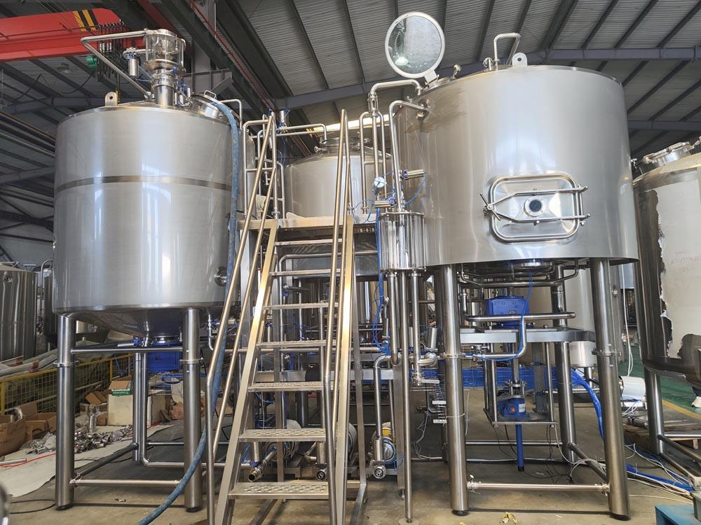 <b>2000L used brewery equipment</b>